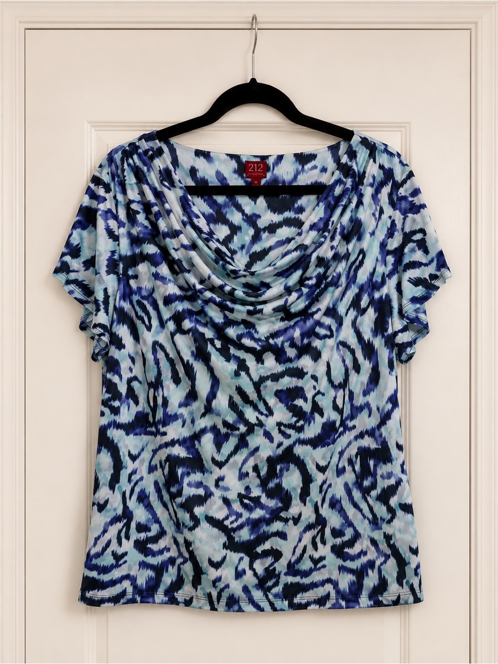 Plus Size Women's Blue Patterned Short Sleeve Top